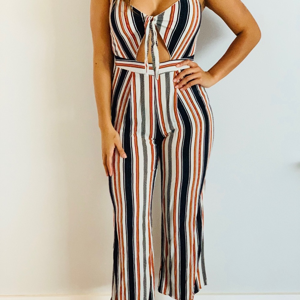 Keyhole Style Patterned Romper
